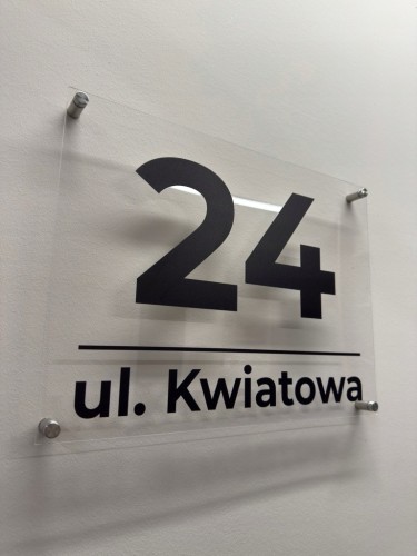 Duża przezroczysta tabliczka adresowa 40x30 numer domu ulica plexi DYSTANSE