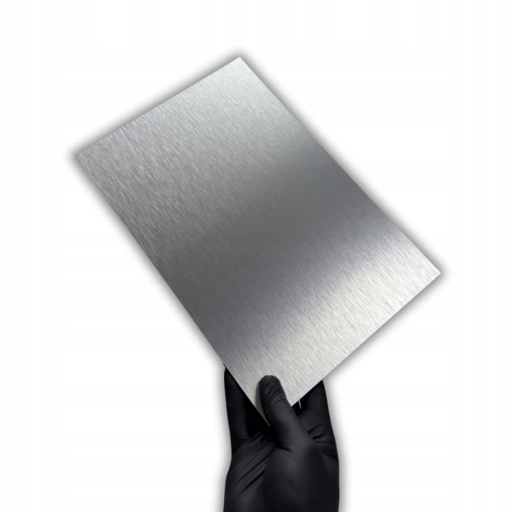 Tabliczka adresowa numer domu 30x20 cm aluminium personalizowana dystanse