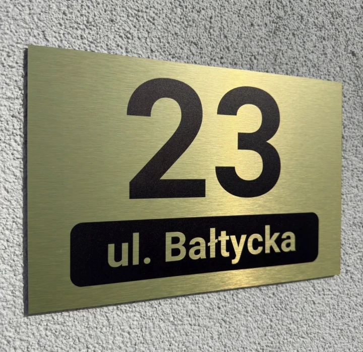 Złota tabliczka adresowa na dom 30x20 numer ulica miasto aluminium ZESTAW