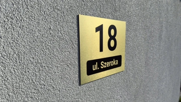 TABLICZKA ADRESOWA Z NUMEREM DOMU 40x30cm DUŻA ZŁOTA PERSONALIZOWANA WKRĘTY